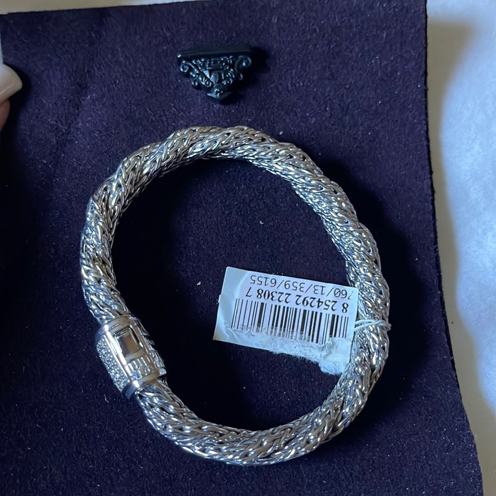 John Hardy brand new with tags cable bracelet with diamonds